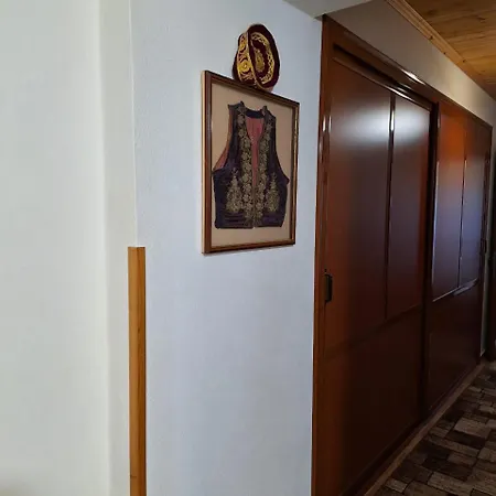 Veliu House & Farm Farm stay *
